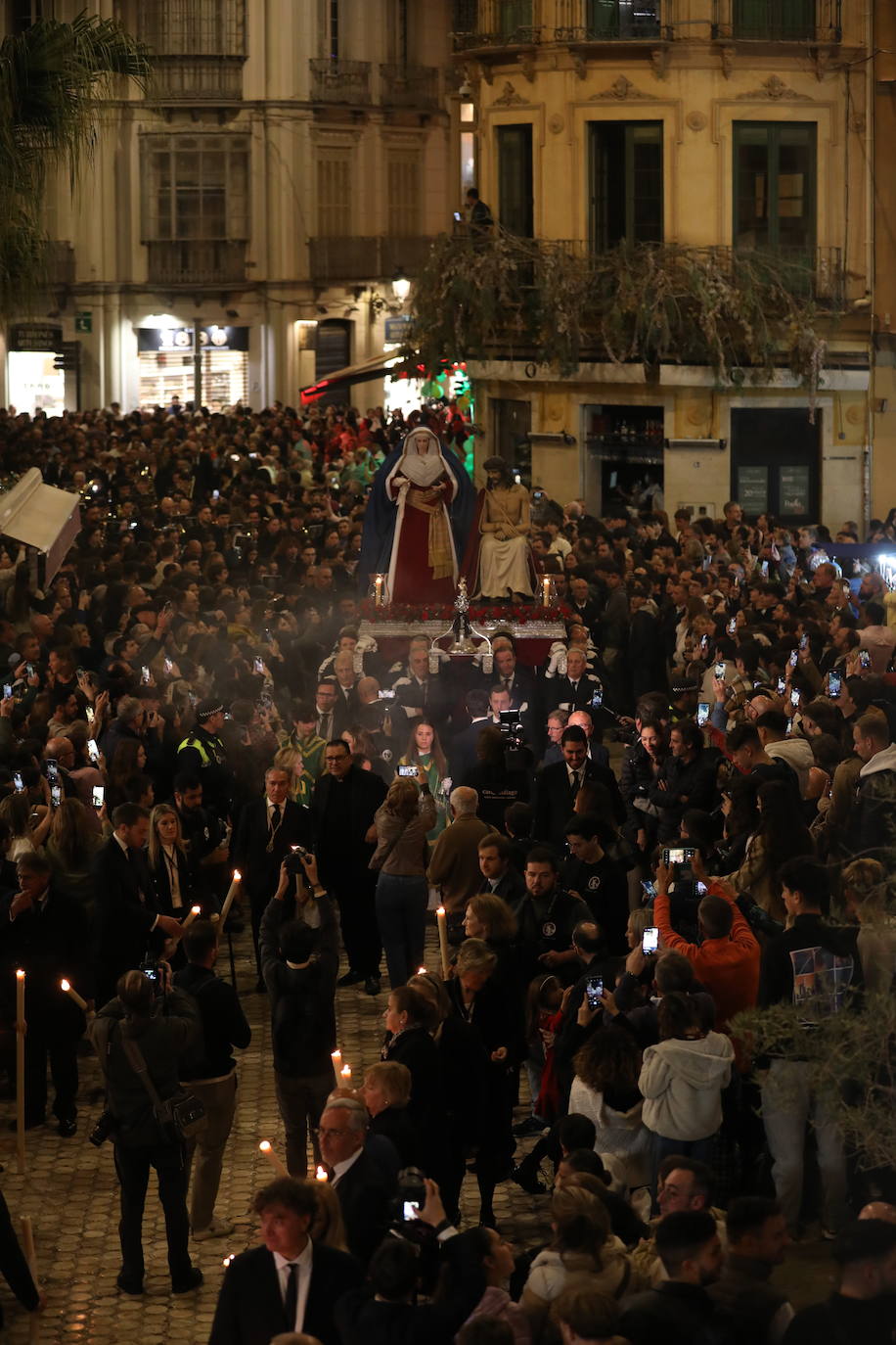 Traslados Y Procesiones En M Laga Capital Del Viernes De Marzo